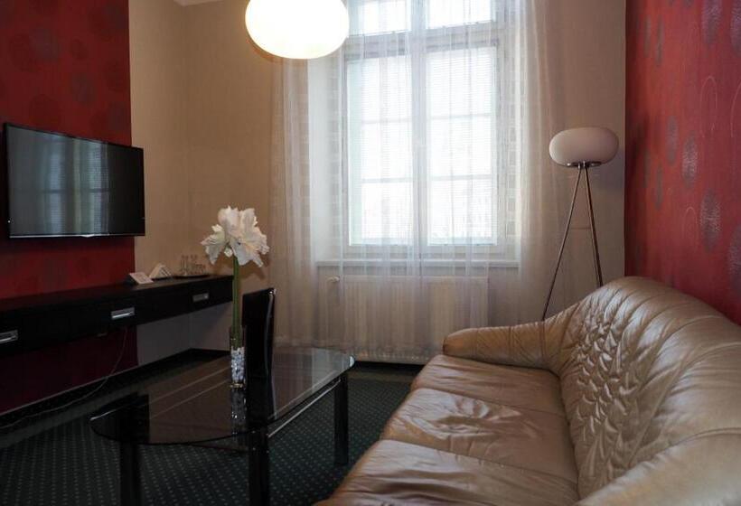 هتل Vacek Pod Věží