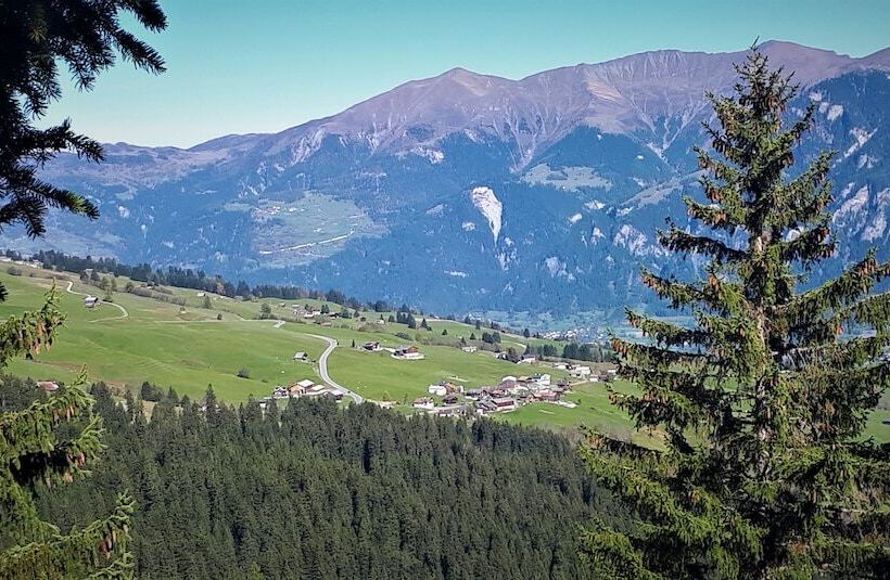 ペンション Gasthaus Alpina