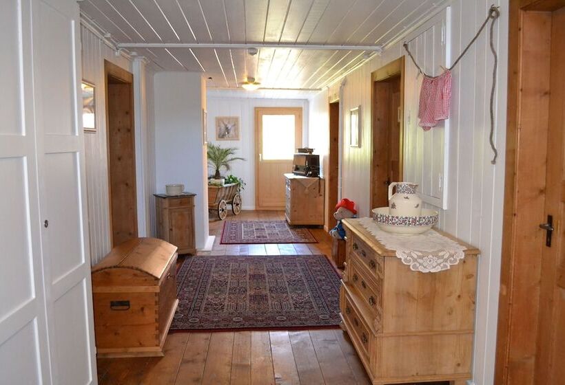 ペンション Gasthaus Alpina