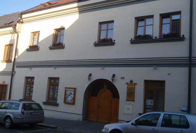 پانسیون Penzion Kroměříž
