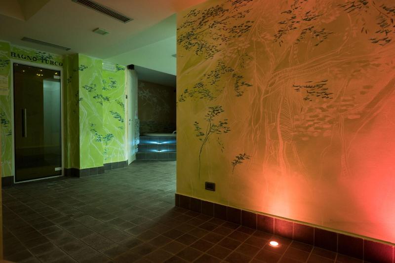 T Ami Hotel Resort Spa