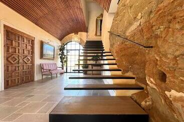 تختخواب و صبحانه Castillo De Corvinos
