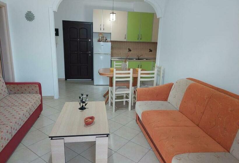 Bright Apartment In Front Of The Sea, Lungomare