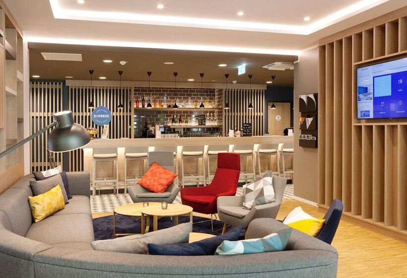 Отель Holiday Inn Express Fürth, An Ihg