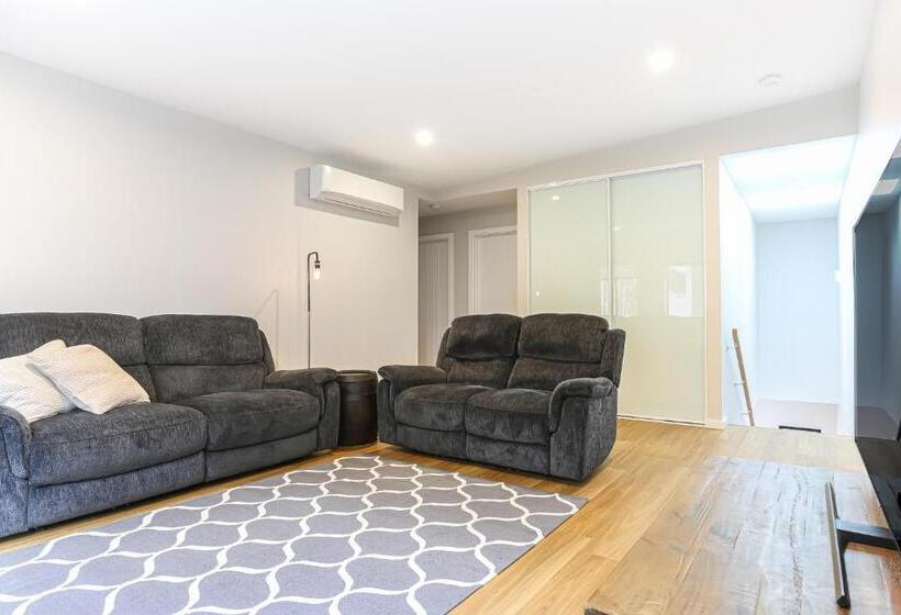 Karri Forest Vista Peaceful Home With Forest Views