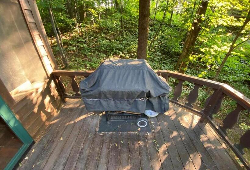 Lazy Pines Lodge