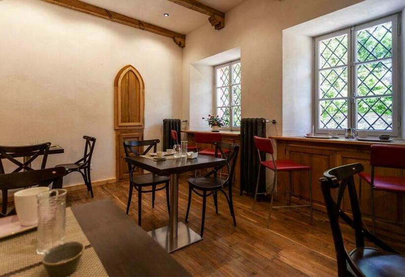 بنسيون La Casermetta