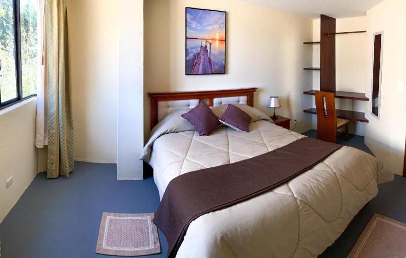 تختخواب و صبحانه Hostal Casa San Fernando Tumbaco