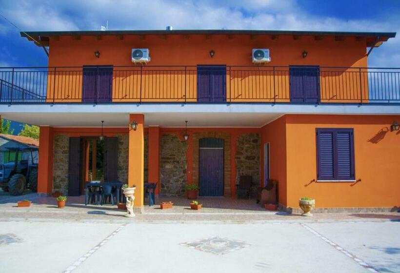 住宿加早餐  La Casa Sulla Collina
