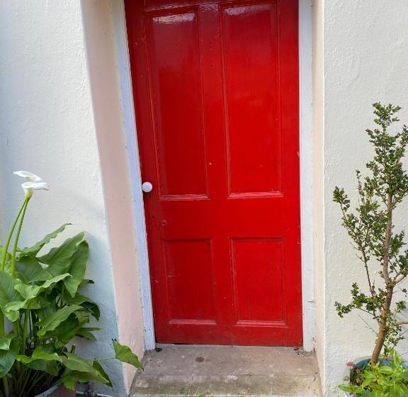 Coastal Cottage ‘the Old Bank’