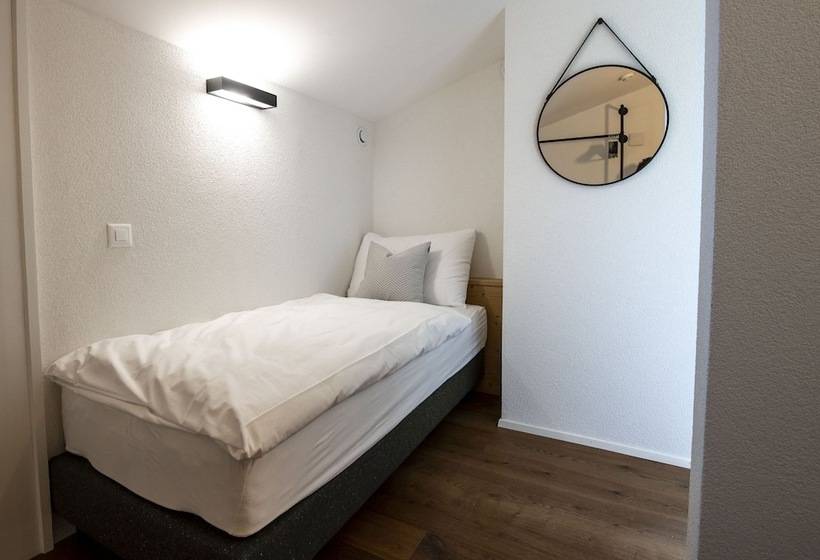 هتل Flem Mountain Lodge