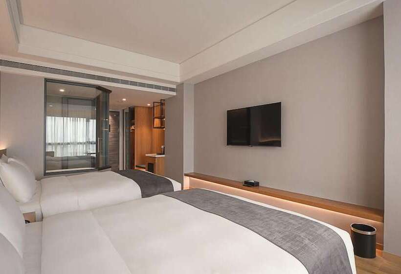 هتل Grand Banyan