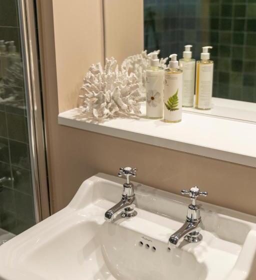 ホテル Oyster House