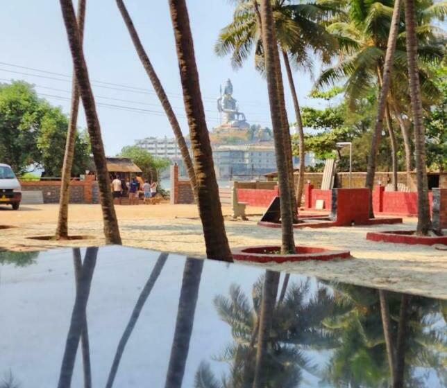 酒店 Staymaker Murdeshwar Beach House