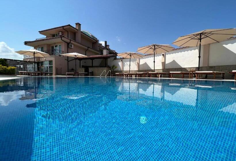 هتل Villa Mia