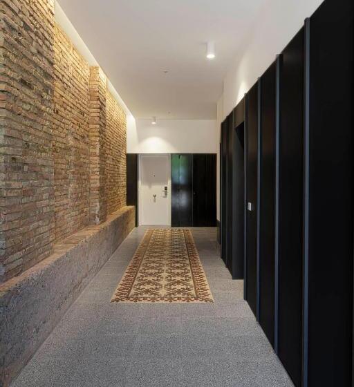 Invino Apartments