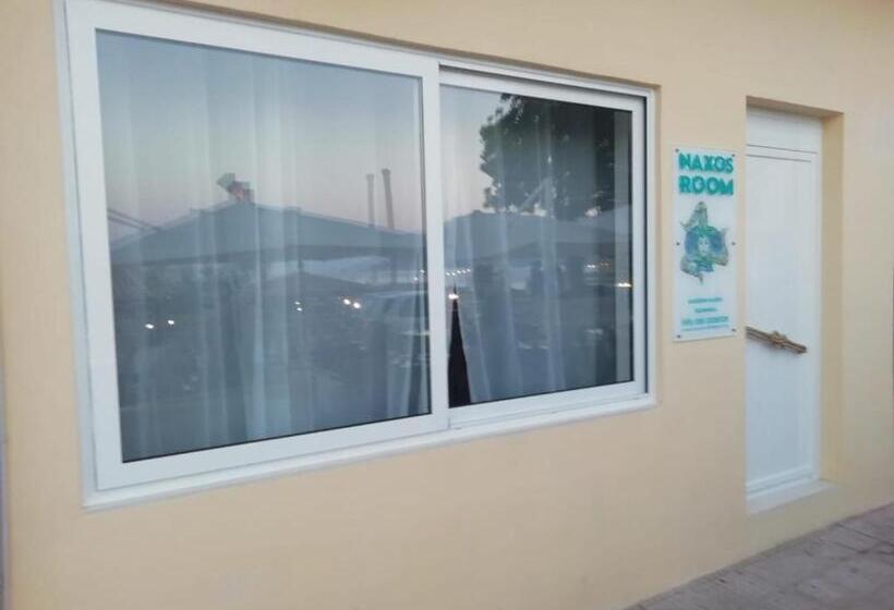 پانسیون Naxos Room