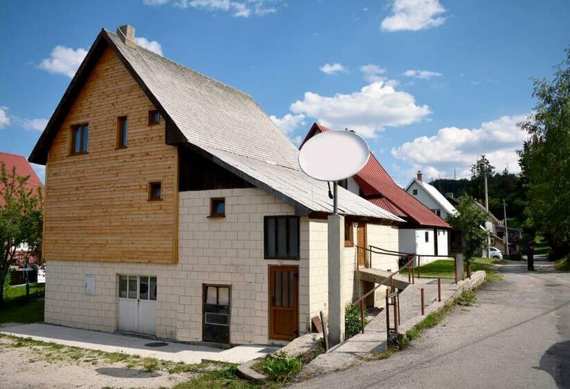 پانسیون Srna Chalet Rooms
