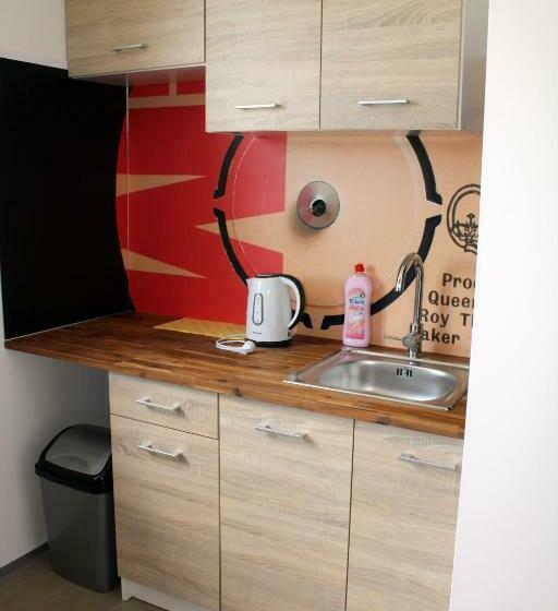 מוטל Dluhonska Apartments