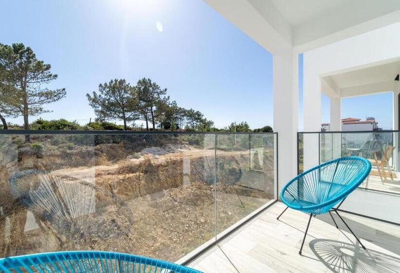 A Gaivota   Walking Distance To Monte Clerigo And Amoreira Beaches