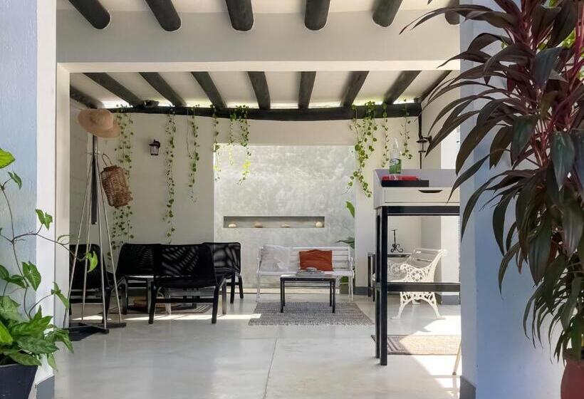 بنسيون Casa Ines