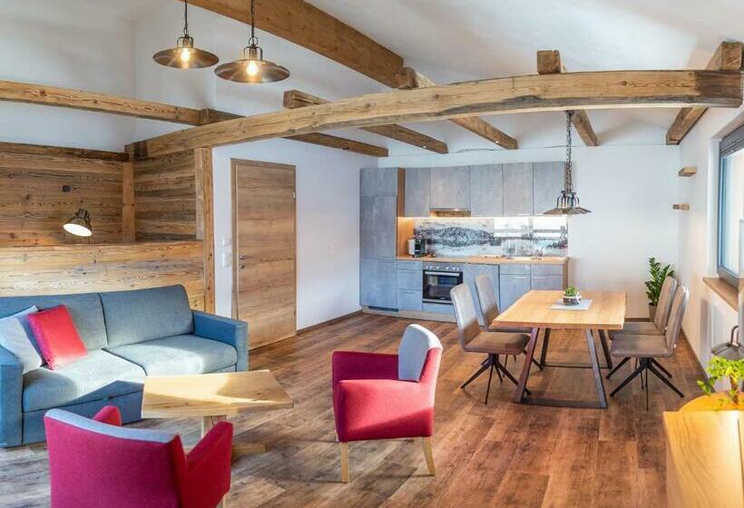 پانسیون Gasthof Appartements Gamskar