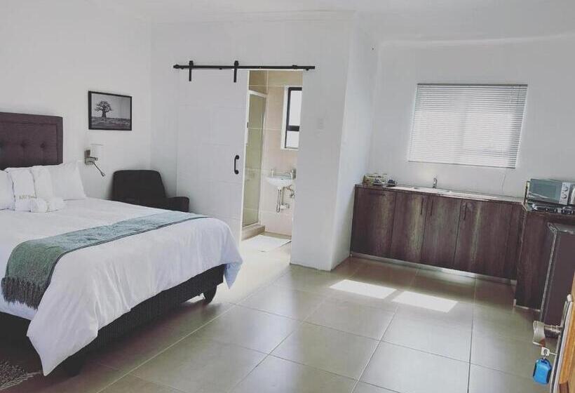 ペンション Tranquility Guesthouse