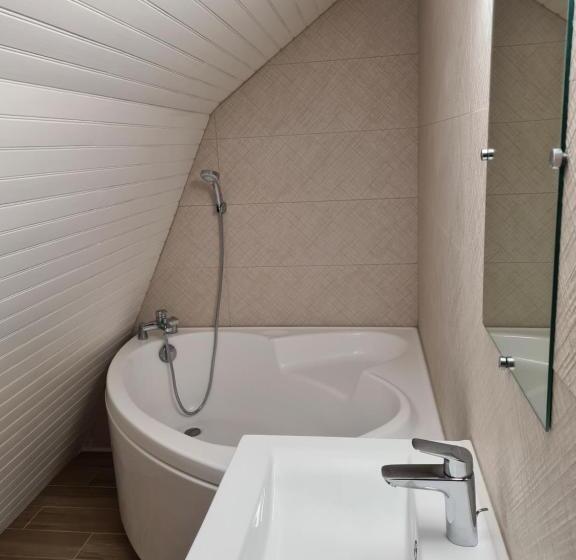 تختخواب و صبحانه La Maison Thimadaise