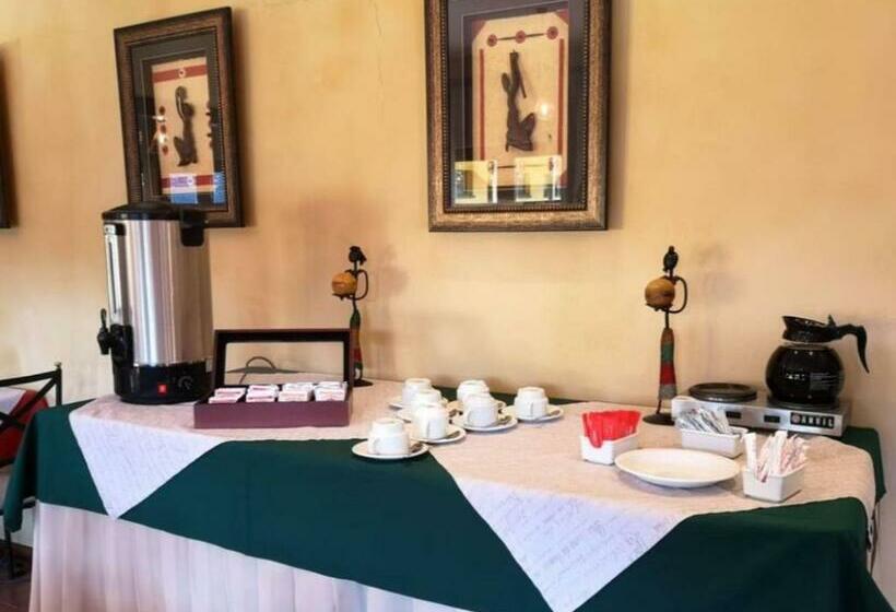 Bed and Breakfast Rooiberg Resort & Events Venue