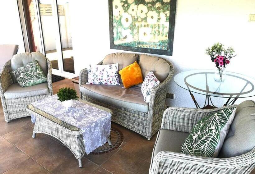 Casa Karma Villa With Private Pool And Views