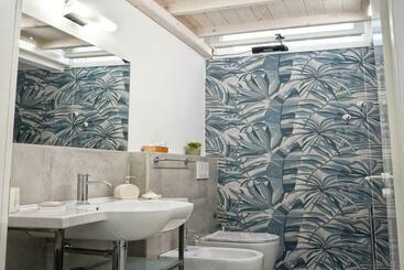 Lo Scoglio Della Formica B&b