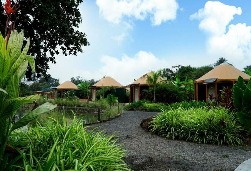 Shanti Resorts