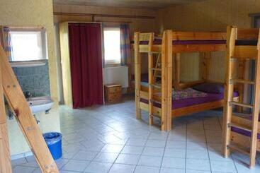 هاستل Gruppenbungalow Waldhaus Am Ferienpark