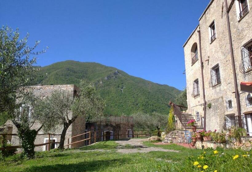 هتل Agriturismo Le Case Rotte