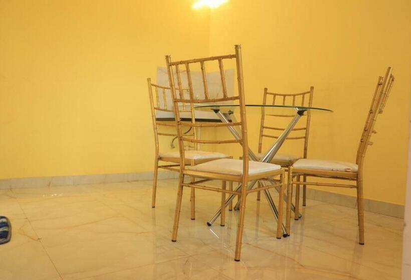 호텔 Rang Mahal Resort