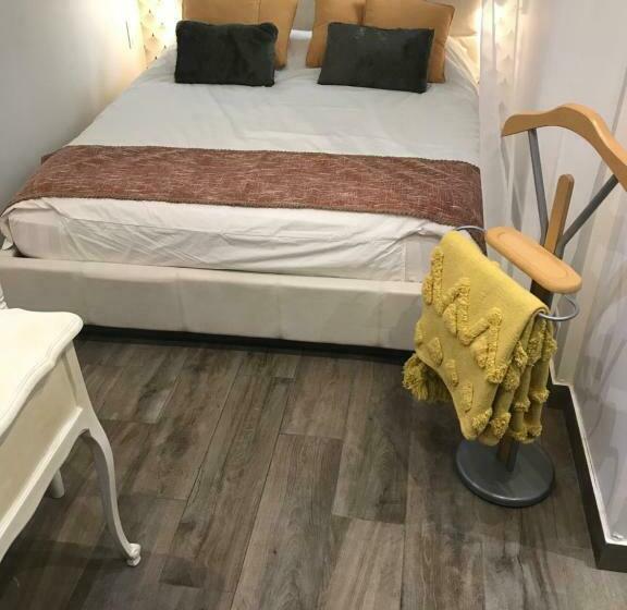 פנסיון Chambre Via Natina