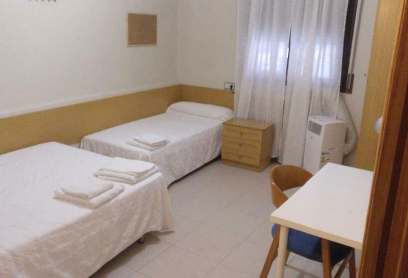 هاستل Residencial Oscense