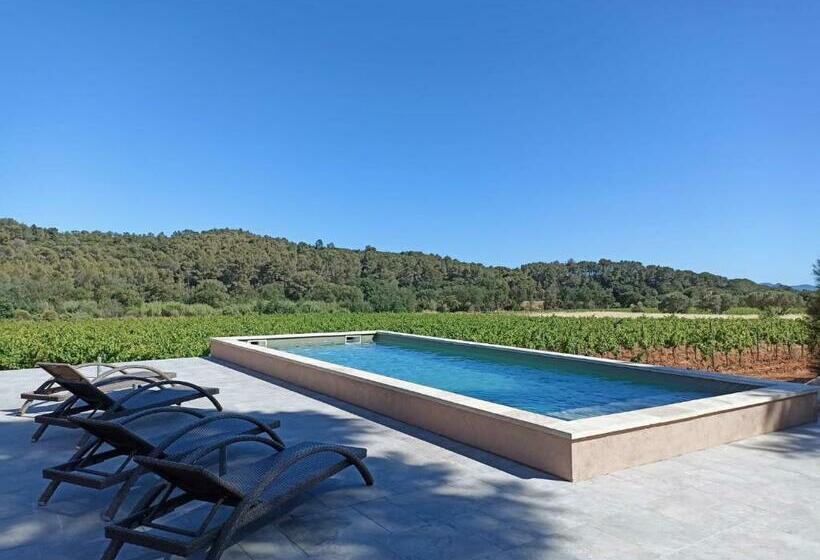 ベッドアンドブレックファースト Sous Les Pins Gîtes Et Chambres D Hôtes