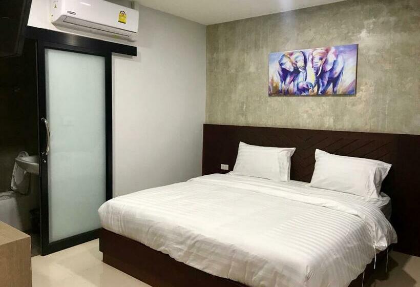 Easy Loft Hostel