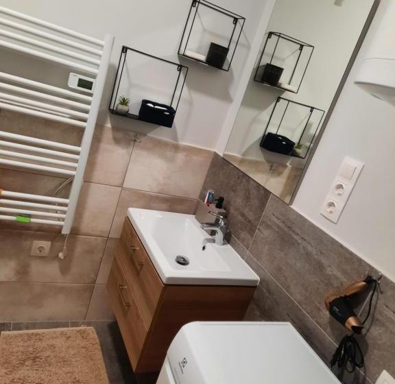 Lezser Apartman