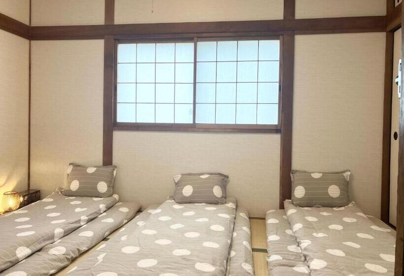 Pensionat Waraku No2,guesthouse Near Kix