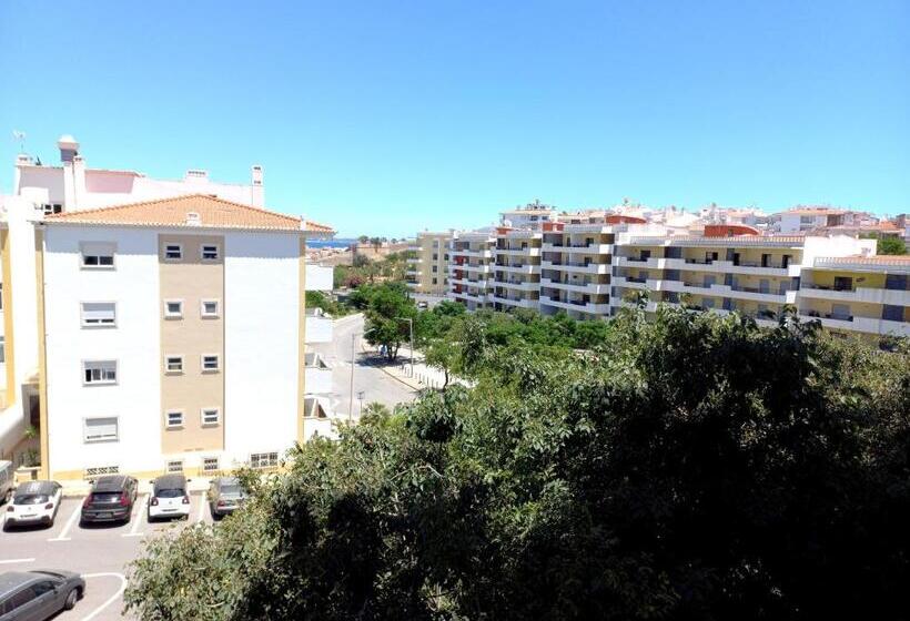 White Pearl Apartment Central Confy Spacious