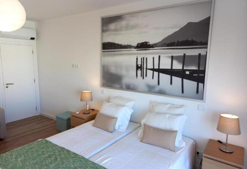 White Pearl Apartment Central Confy Spacious
