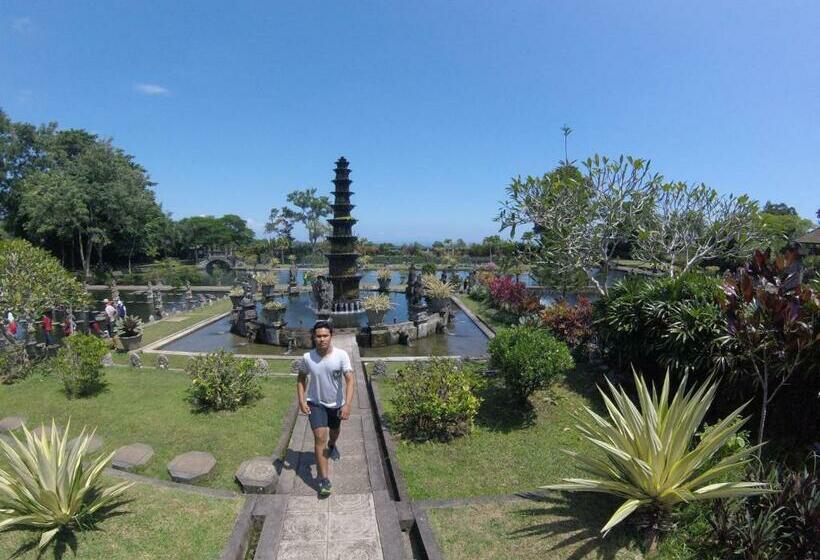 호스텔 Dhangin Taman