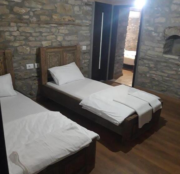 تختخواب و صبحانه Guri Guesthouse