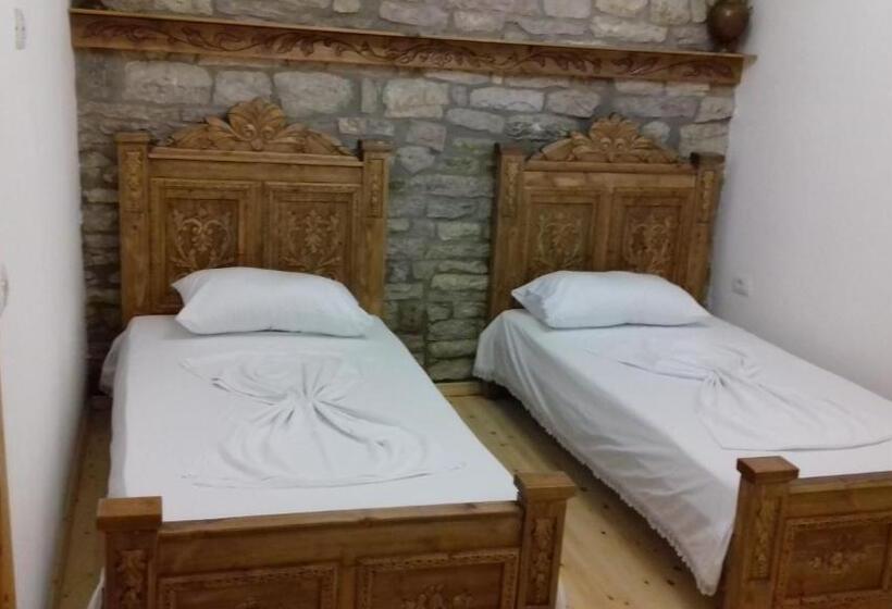 تختخواب و صبحانه Guri Guesthouse