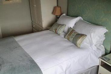 Grove Bed & Breakfast