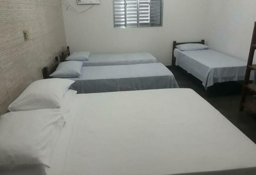 הוסטל Pousada Orla Do Sol