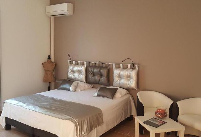 Bed and Breakfast La Maison Du Castellet