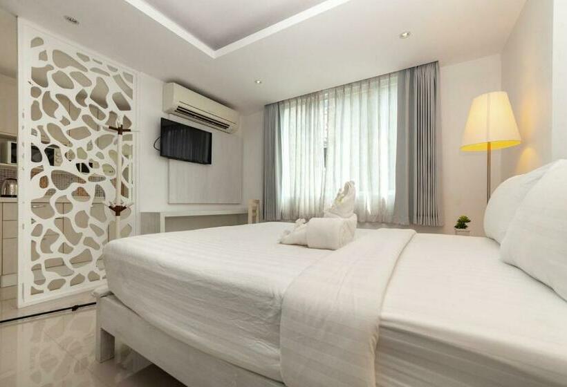 호텔 Baanpoon Apartment